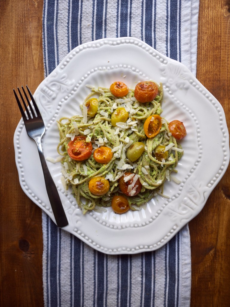 Kiwi and Peach: Avocado Pasta with Roasted Tomatoes