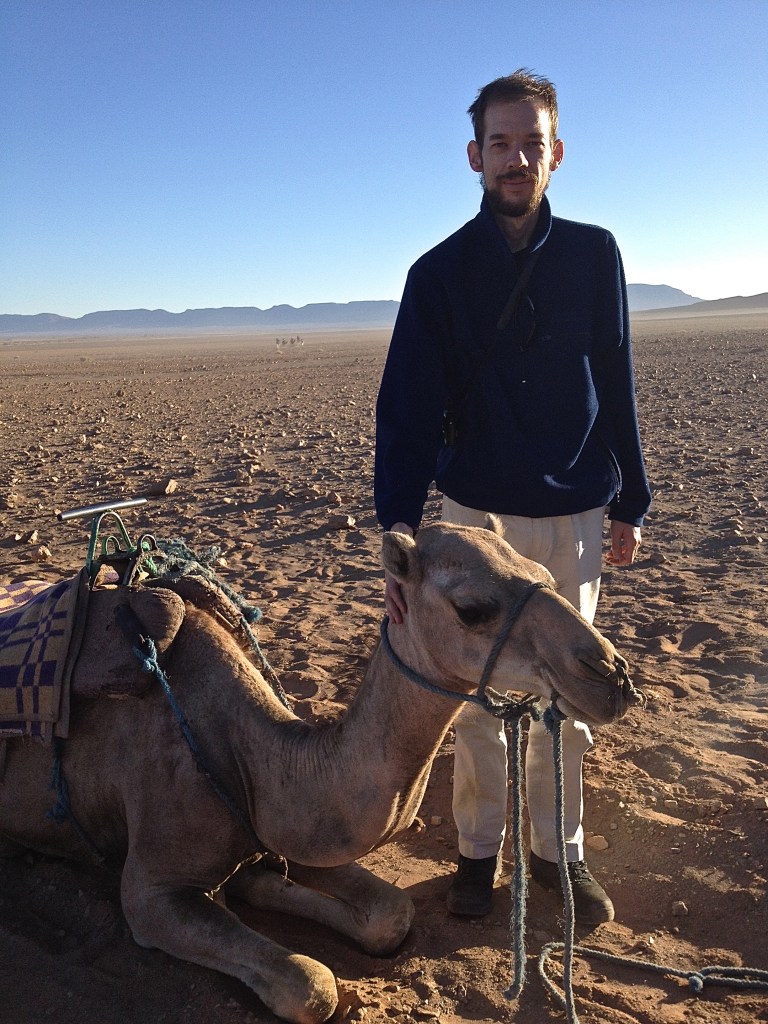 Kiwi and Peach {wanderlust: sahara desert}