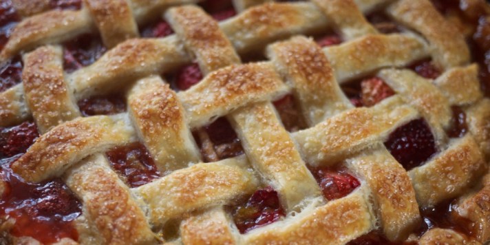 Strawberry Balsamic Pie from Kiwi and Peach